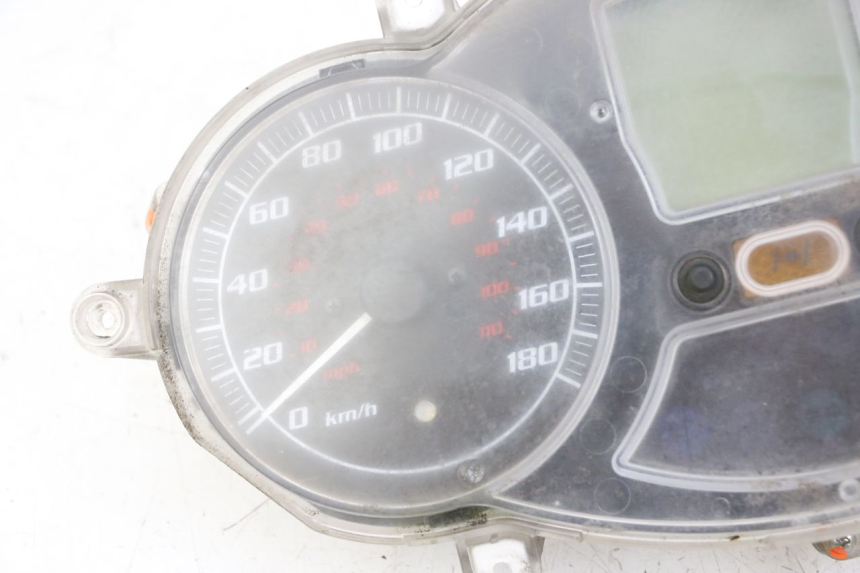 photo de TACHOMETER PIAGGIO MP3 LT 400 (2007 - 2012) - Profilansicht des Ersatzteils