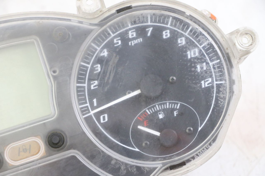 photo de TACHOMETER  PIAGGIO MP3 LT 300 (2010 - 2016) - Hochauflösende Nahaufnahme