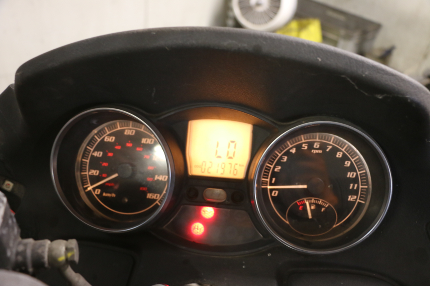 photo de TACHOMETER  PIAGGIO MP3 LT 300 (2010 - 2016) - Ergänzendes Produktfoto