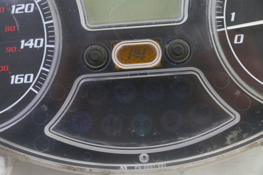 photo de TACHOMETER  PIAGGIO MP3 LT 300 (2010 - 2016) - Gesamtansicht des Produkts