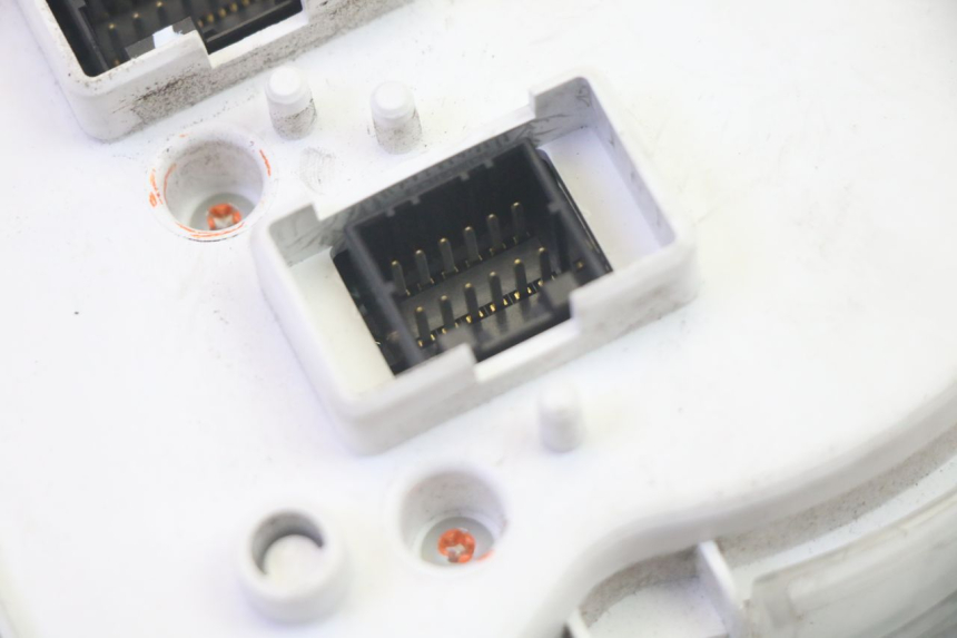 photo de TACHOMETER PIAGGIO MP3 LT 400 (2007 - 2012) - Zoom auf Komponenten