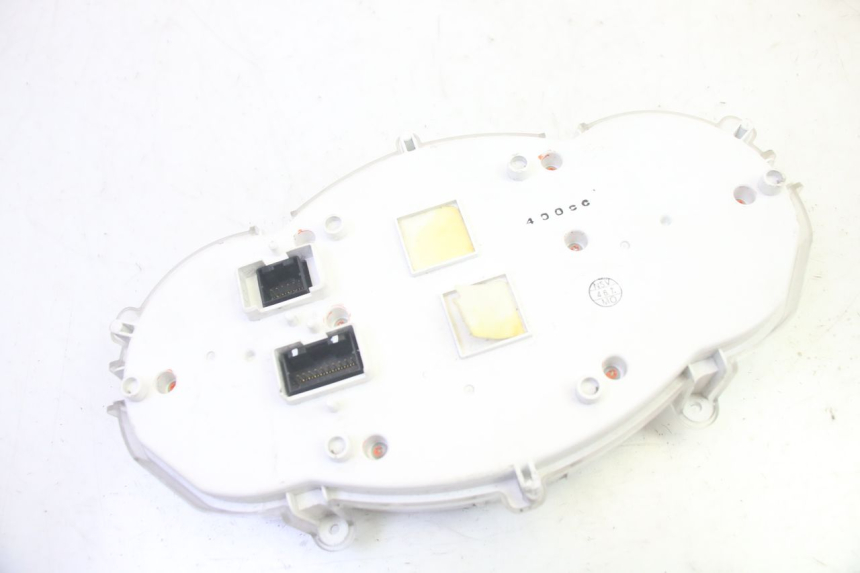 photo de TACHOMETER PIAGGIO MP3 LT 400 (2007 - 2012) - Kennzeichnungen und Originalreferenzen