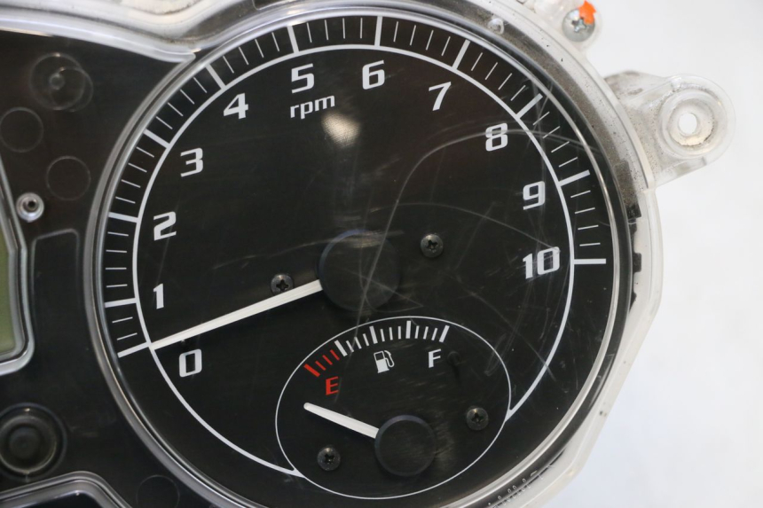 photo de TACHOMETER PIAGGIO MP3 LT 400 (2007 - 2012) - Charakteristische Merkmale