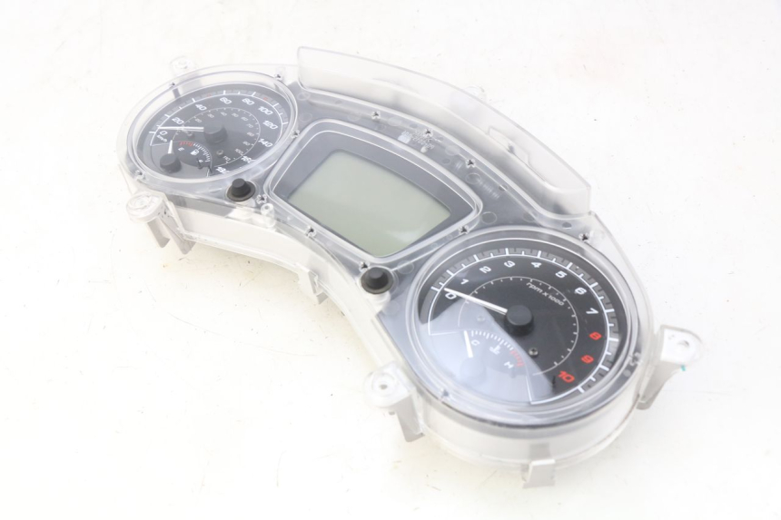 photo de TACHOMETER  PIAGGIO MP3 500 (2014 - 2017) - Kennzeichnungen und Originalreferenzen