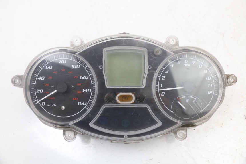 photo de TACHOMETER PIAGGIO MP3 125 (2006 - 2014) - Hauptansicht