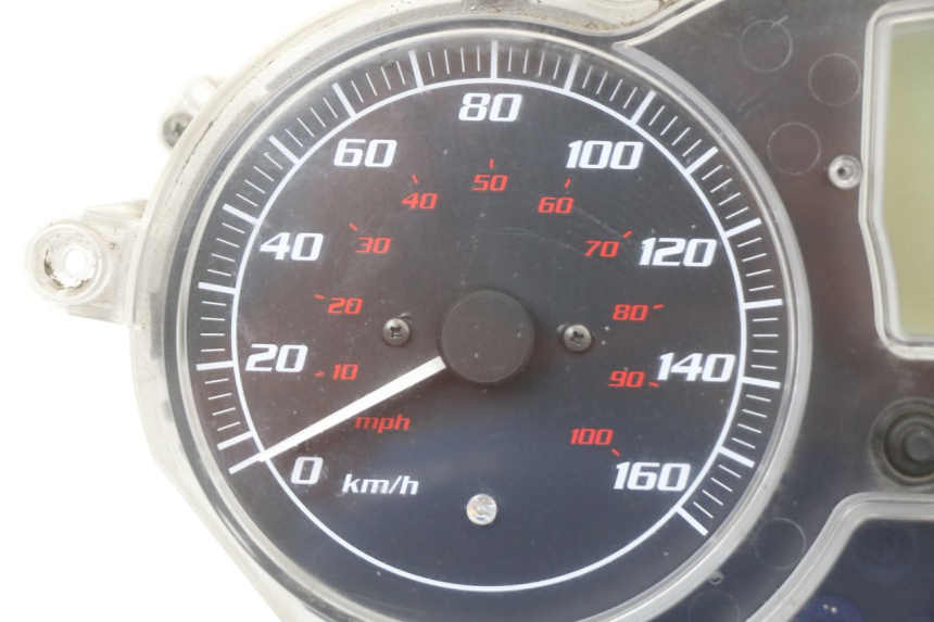 photo de TACHOMETER PIAGGIO MP3 125 (2006 - 2014) - Technische Nahaufnahme