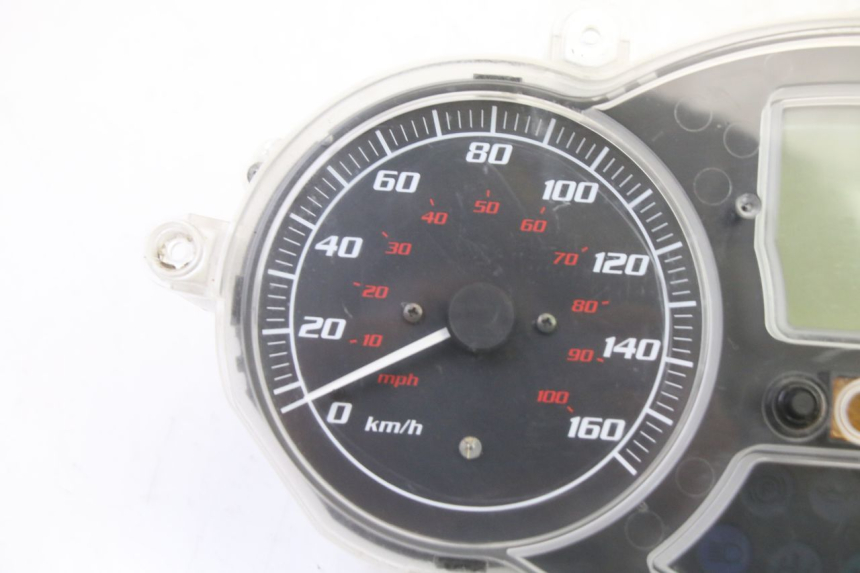 photo de TACHOMETER  PIAGGIO MP3 RL 250 (2006 - 2010) - Detailansicht des Bauteils