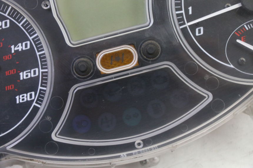 photo de TACHOMETER  PIAGGIO MP3 500 (2011 - 2015) - Gesamtansicht des Produkts