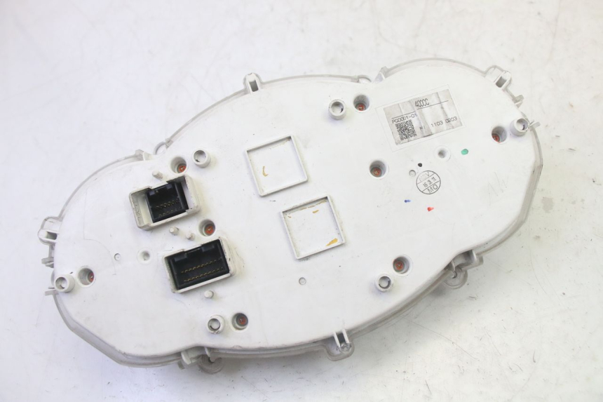 photo de TACHOMETER  PIAGGIO MP3 500 (2011 - 2015) - Kennzeichnungen und Originalreferenzen