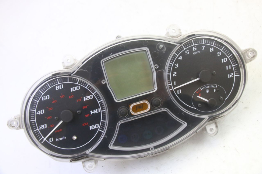 photo de TACHOMETER PIAGGIO MP3 125 (2006 - 2014) - Hauptansicht