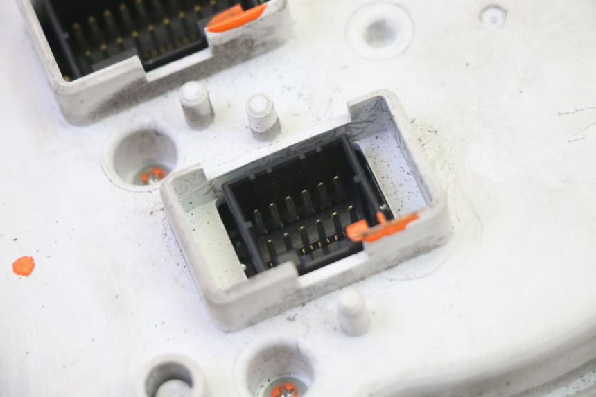 photo de TACHOMETER PIAGGIO MP3 125 (2006 - 2014) - Zoom auf Komponenten