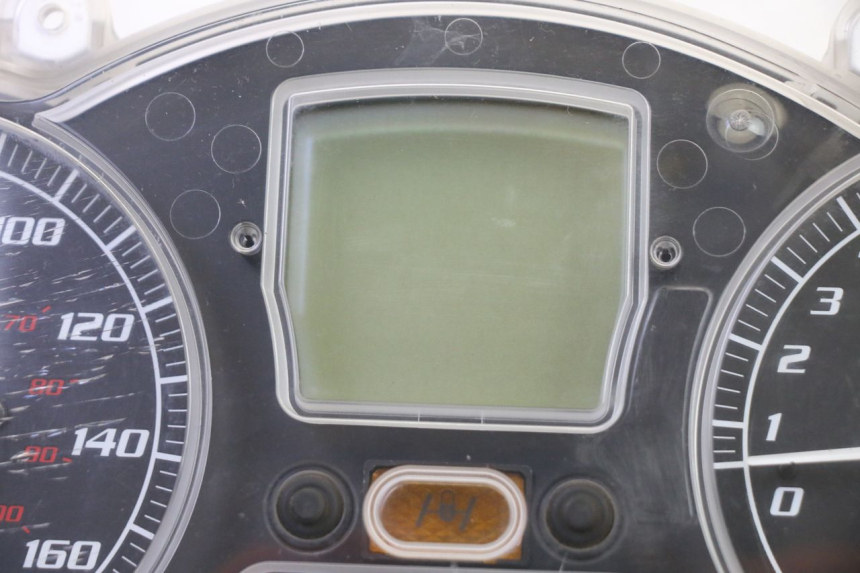 photo de TACHOMETER  PIAGGIO MP3 RL 250 (2006 - 2010) - Zoom auf Gebrauchszustand