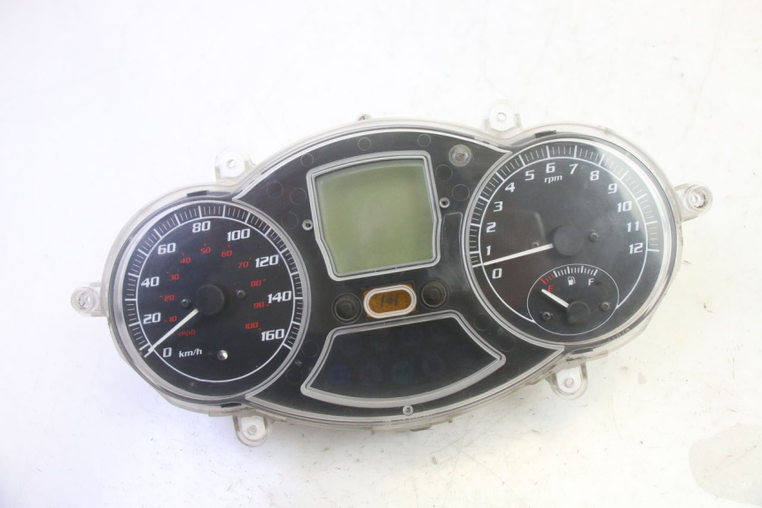 photo de TACHOMETER PIAGGIO MP3 125 (2006 - 2014) - Hauptansicht