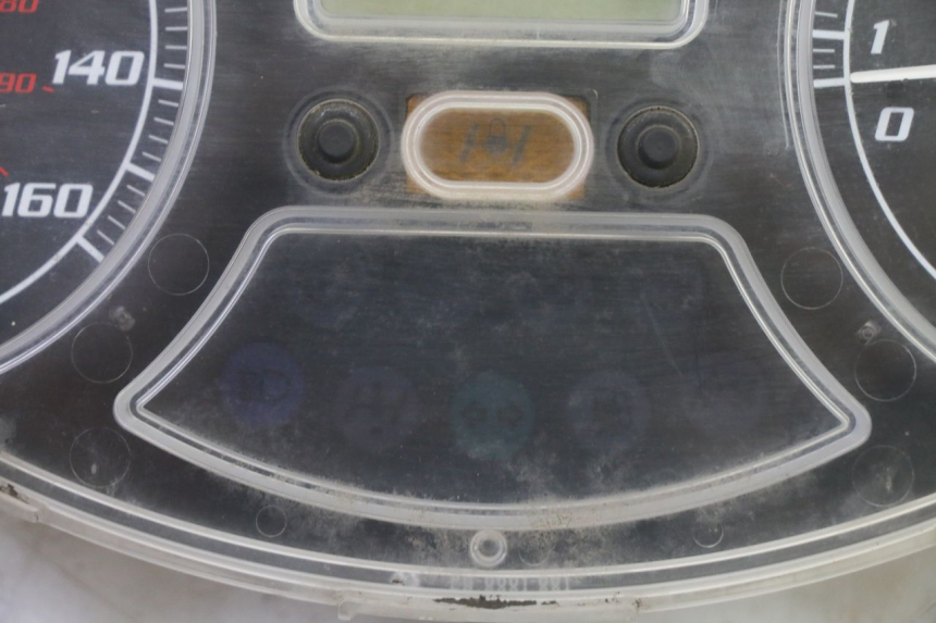 photo de TACHOMETER  PIAGGIO MP3 RL 250 (2006 - 2010) - Alternative Perspektive