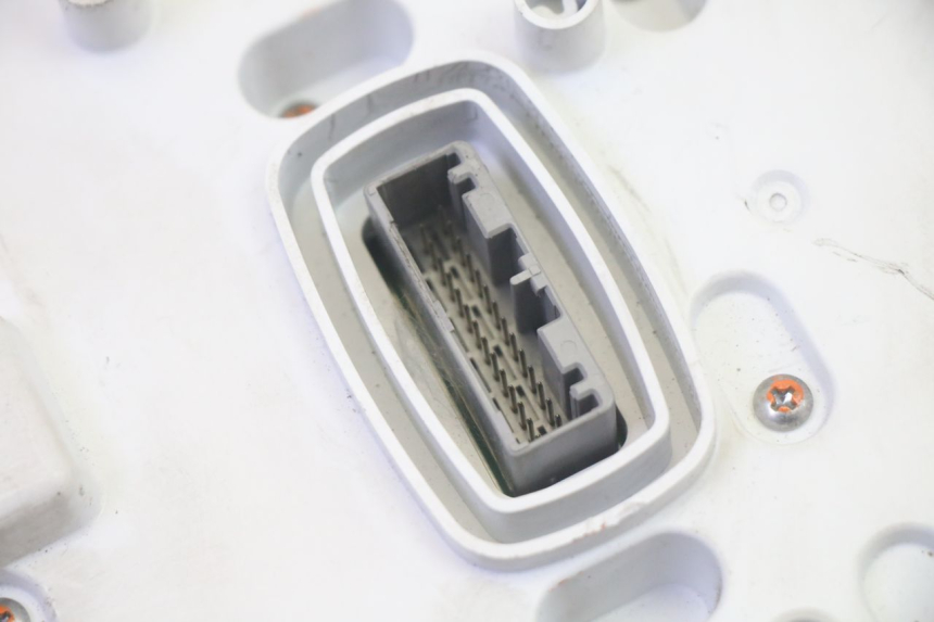 photo de TACHOMETER  PIAGGIO MP3 500 (2016 - 2018) - Weitere Ansicht des Artikels