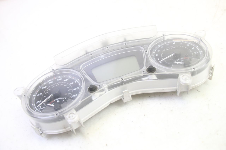 photo de TACHOMETER  PIAGGIO MP3 500 (2016 - 2018) - Gesamtansicht des Produkts