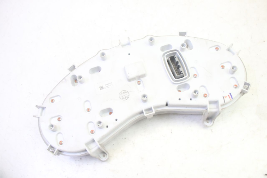 photo de TACHOMETER  PIAGGIO MP3 500 (2016 - 2018) - Kennzeichnungen und Originalreferenzen