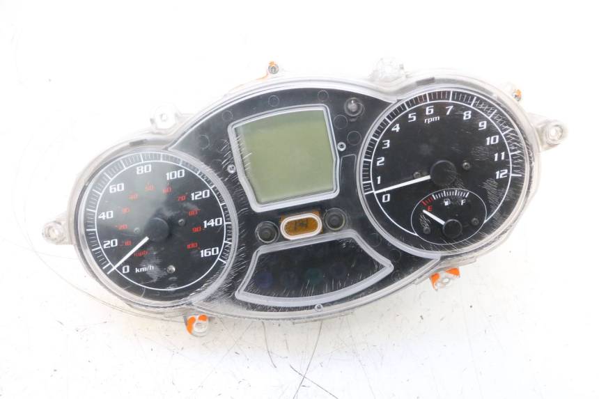 photo de TACHOMETER  PIAGGIO MP3 RL 250 (2006 - 2010) - Hauptansicht