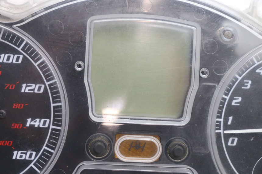 photo de TACHOMETER PIAGGIO MP3 125 (2006 - 2014) - Zoom auf Gebrauchszustand
