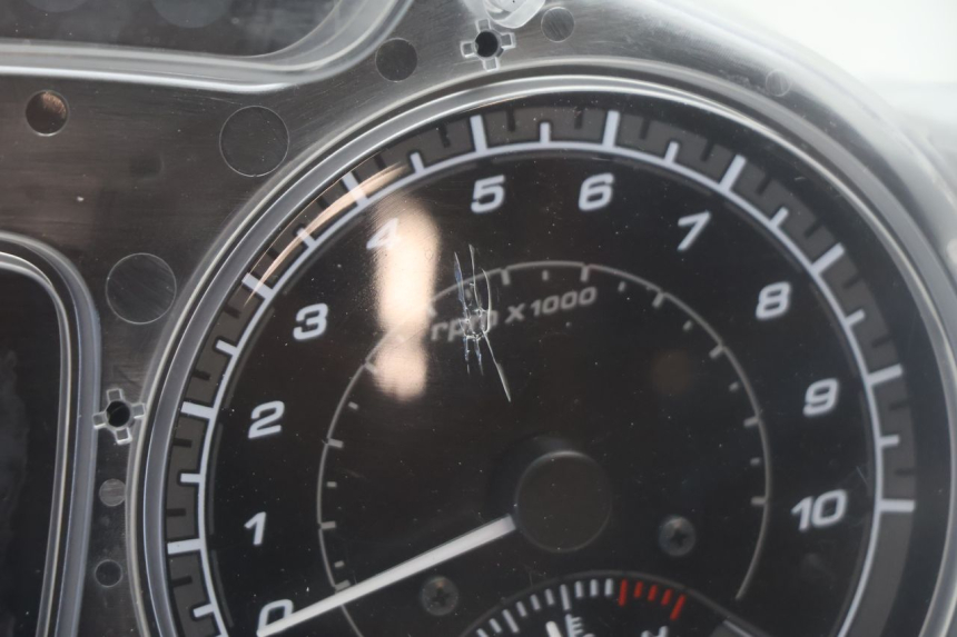 photo de TACHOMETER  PIAGGIO MP3 500 (2016 - 2018) - Gesamtansicht des Produkts