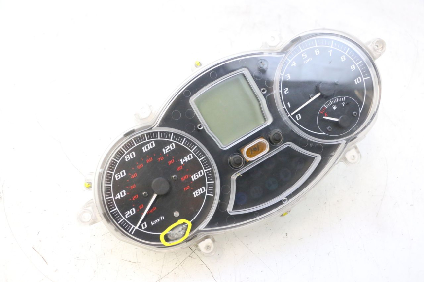 photo de TACHOMETER  PIAGGIO MP3 500 (2011 - 2015) - Hauptansicht