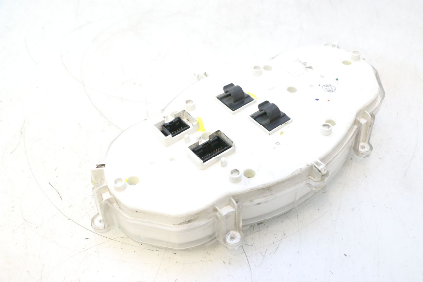 photo de TACHOMETER  PIAGGIO MP3 500 (2011 - 2015) - Detailansicht des Bauteils