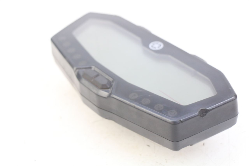 photo de TACHOMETER  YAMAHA MT-07 MT07 700 (2018 - 2020) - Technische Nahaufnahme