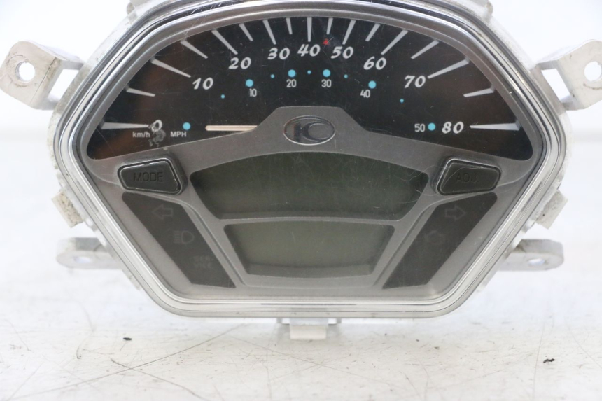 photo de TACHOMETER  KYMCO LIKE 4T 50 (2019 - 2025) - Alternative Perspektive
