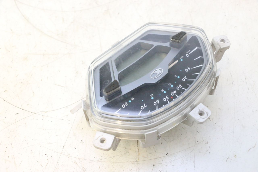 photo de TACHOMETER  KYMCO LIKE 4T 50 (2019 - 2025) - Details der Befestigungspunkte
