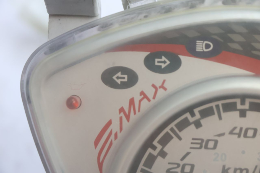 photo de TACHOMETER  IMF INDUSTRIE NEW PACH 2T 50 (2014 - 2020) - Detailansicht des Bauteils