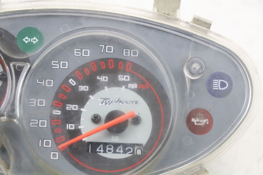 photo de TACHOMETER  PIAGGIO NEW TYPHOON 50 (2010 - 2017) - Zoom auf Gebrauchszustand