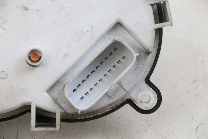 photo de TACHOMETER PIAGGIO NEW TYPHOON 50 (2018 - 2021) - Details der Befestigungspunkte