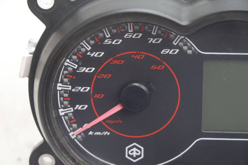 photo de TACHOMETER PIAGGIO NEW TYPHOON 50 (2018 - 2021) - Detailansicht des Bauteils