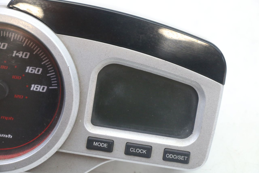 photo de TACHOMETER  GILERA NEXUS 125 (2009 - 2013) - Alternative Perspektive