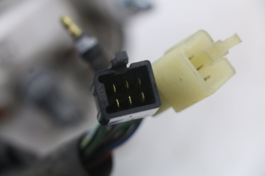 photo de TACHOMETER HONDA NTV DEAUVILLE 650 (1998 - 2001) - Zoom auf Komponenten