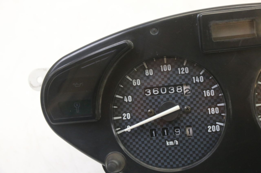 photo de TACHOMETER  HONDA NTV DEAUVILLE 650 (2001 - 2006) - Detailansicht des Bauteils