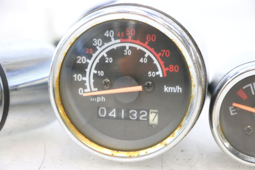 photo de TACHOMETER  JM MOTORS OLDIES 4T 50 (2020 - 2026) - Alternativer Blickwinkel