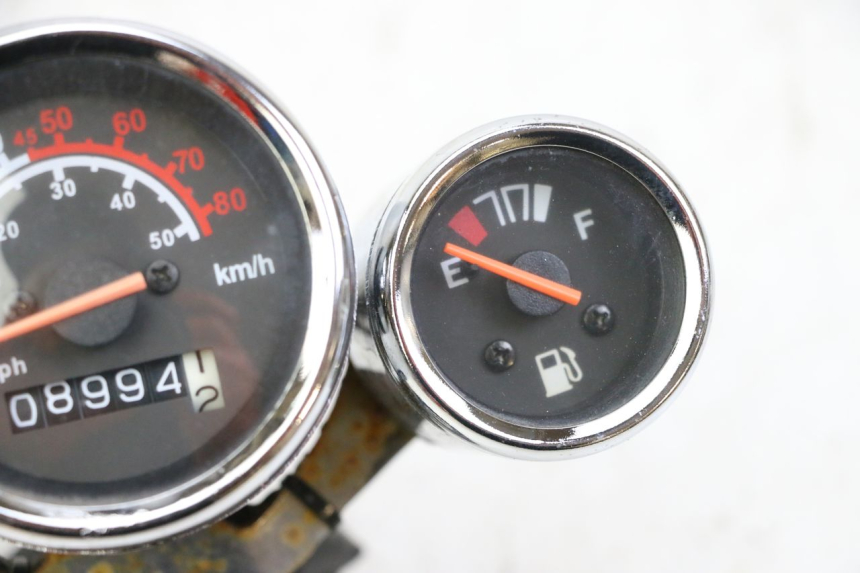 photo de TACHOMETER  JM MOTORS OLDIES GT 4T 50 (2018 - 2025) - Details der Befestigungspunkte