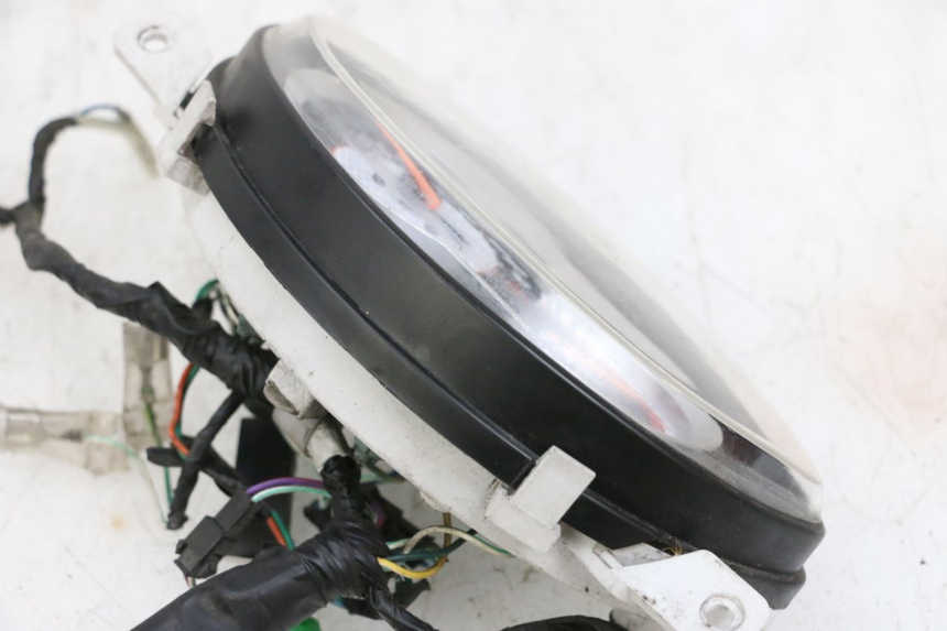 photo de TACHOMETER SYM ORBIT III 3 4T 50 (2018 - 2021) - Alternative Perspektive