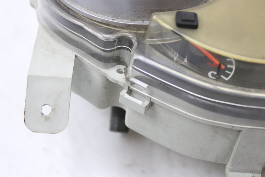 photo de TACHOMETER KEEWAY OUTLOOK 125 (2007 - 2013) - Details der Befestigungspunkte