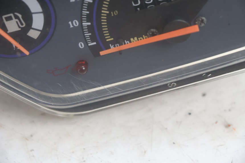 photo de TACHOMETER IMF INDUSTRIE PACH 2T 50 (2009 - 2013) - Technische Nahaufnahme