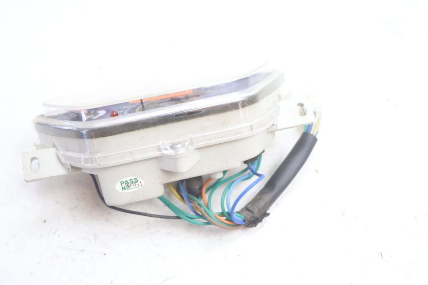 photo de TACHOMETER IMF INDUSTRIE PACH 2T 50 (2009 - 2013) - Details der Befestigungspunkte