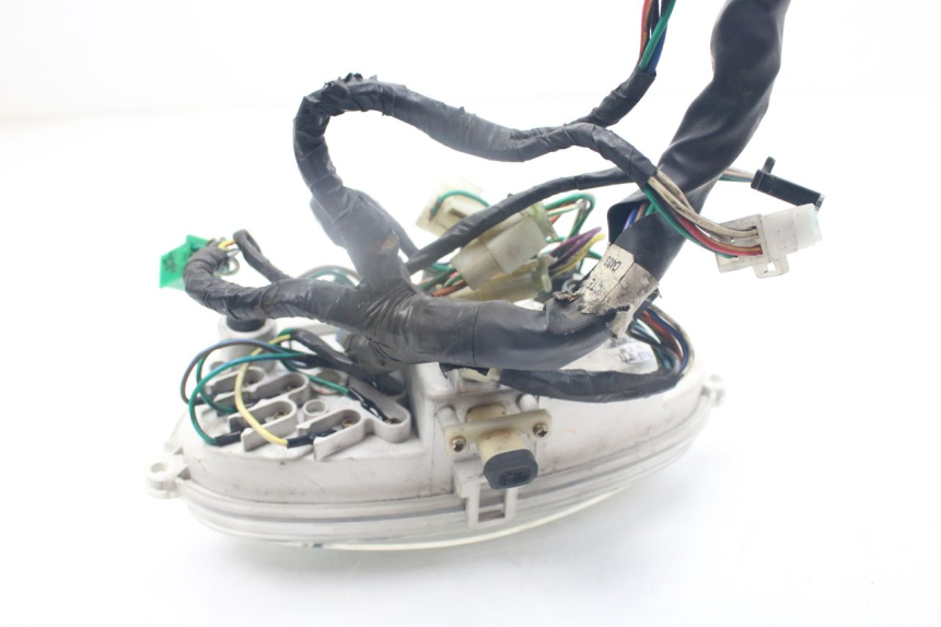 photo de TACHOMETER  KYMCO PEOPLE 250 (2004 - 2008) - Details der Befestigungspunkte