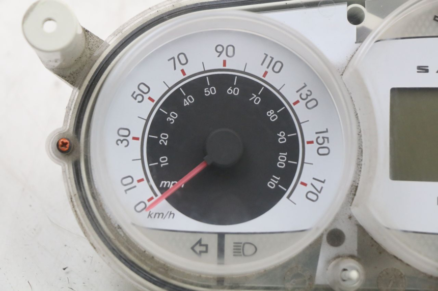 photo de TACHOMETER PEUGEOT SATELIS 125 (2010 - 2012) - Detailansicht des Bauteils