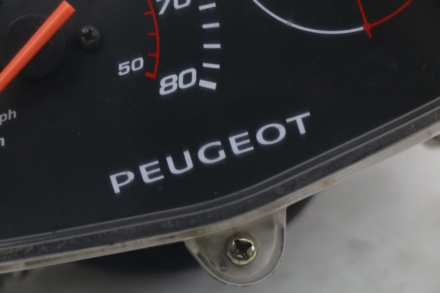 photo de TACHOMETER  PEUGEOT STREETZONE 4T 50 (2018 - 2023) - Alternative Perspektive