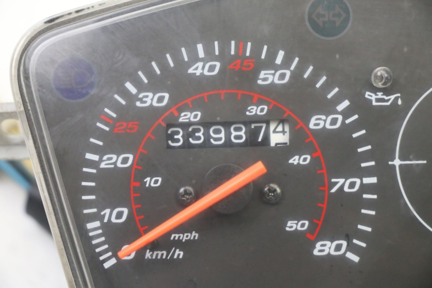 photo de TACHOMETER  PEUGEOT STREETZONE I 2T 50 (2018 - 2020) - Detailansicht des Bauteils