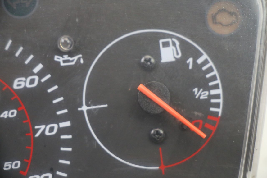 photo de TACHOMETER  PEUGEOT STREETZONE I 2T 50 (2018 - 2020) - Zoom auf Gebrauchszustand