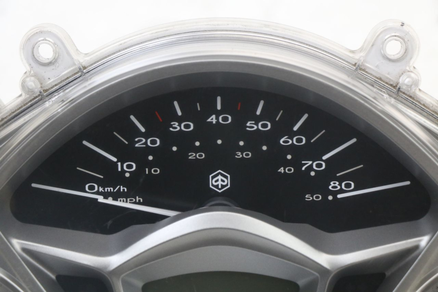 photo de TACHOMETER  PIAGGIO LIBERTY IGET 4T 50 (2021 - 2025) - Detailansicht des Bauteils