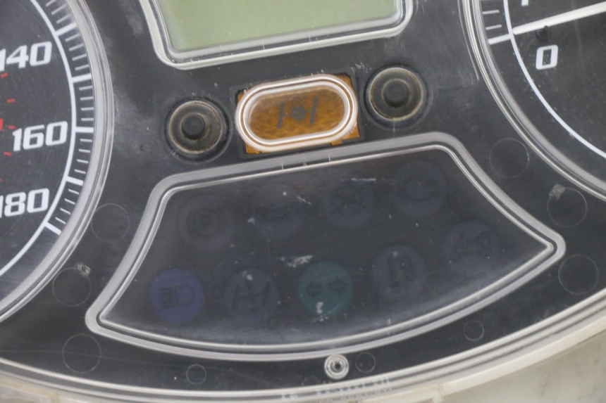 photo de TACHOMETER PIAGGIO MP3 LT 400 (2007 - 2012) - Gesamtansicht des Produkts