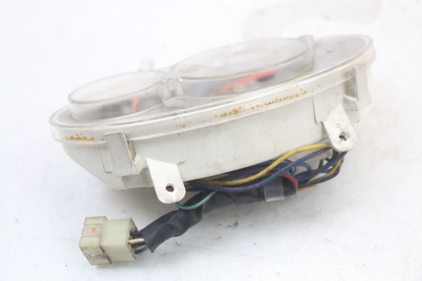 photo de TACHOMETER  PIAGGIO NEW TYPHOON 50 (2010 - 2017) - Details der Befestigungspunkte